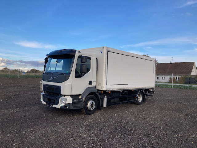 Volvo FL250 4X2 Box